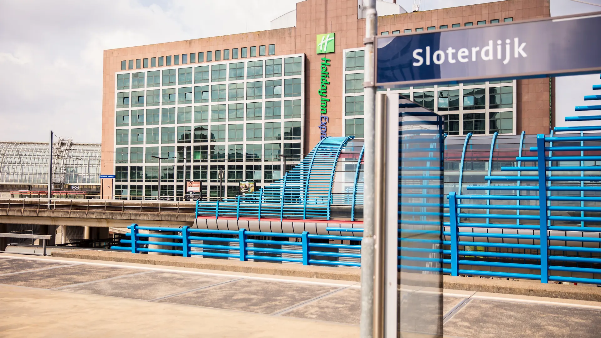 Holiday Inn Express Amsterdam - Sloterdijk Station By Ihg 3*,