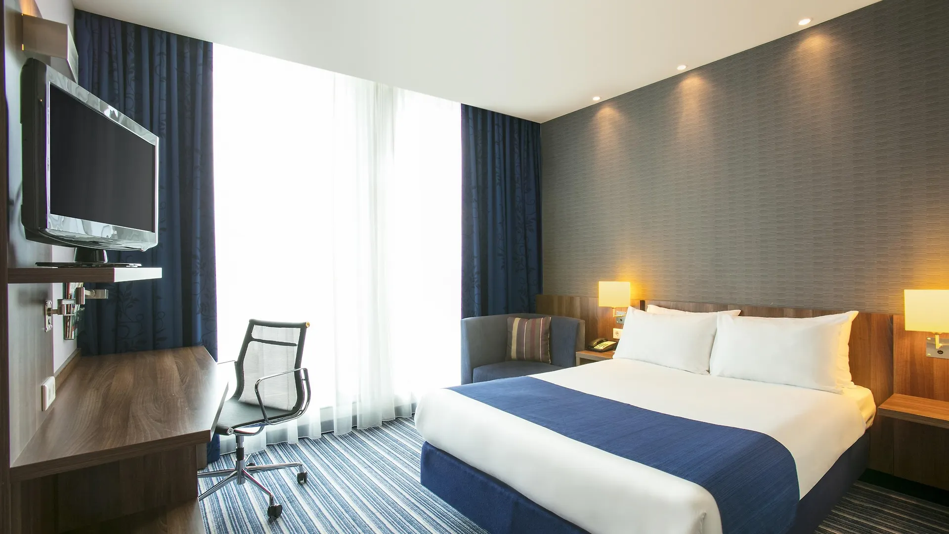 *** Hotel Holiday Inn Express Amsterdam - Sloterdijk Station By Ihg Netherlands