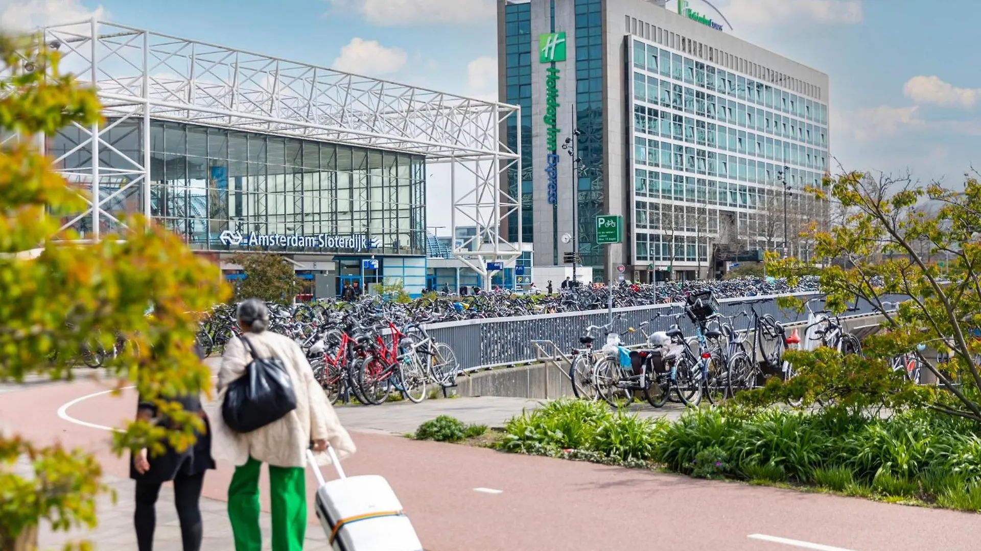 Holiday Inn Express Amsterdam - Sloterdijk Station By Ihg 3*,