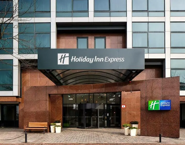 Holiday Inn Express Amsterdam - Sloterdijk Station By Ihg 3*,