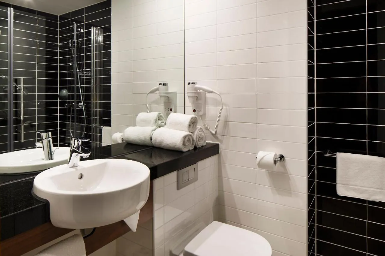 Holiday Inn Express Amsterdam - Sloterdijk Station, an IHG Hotel Nederland