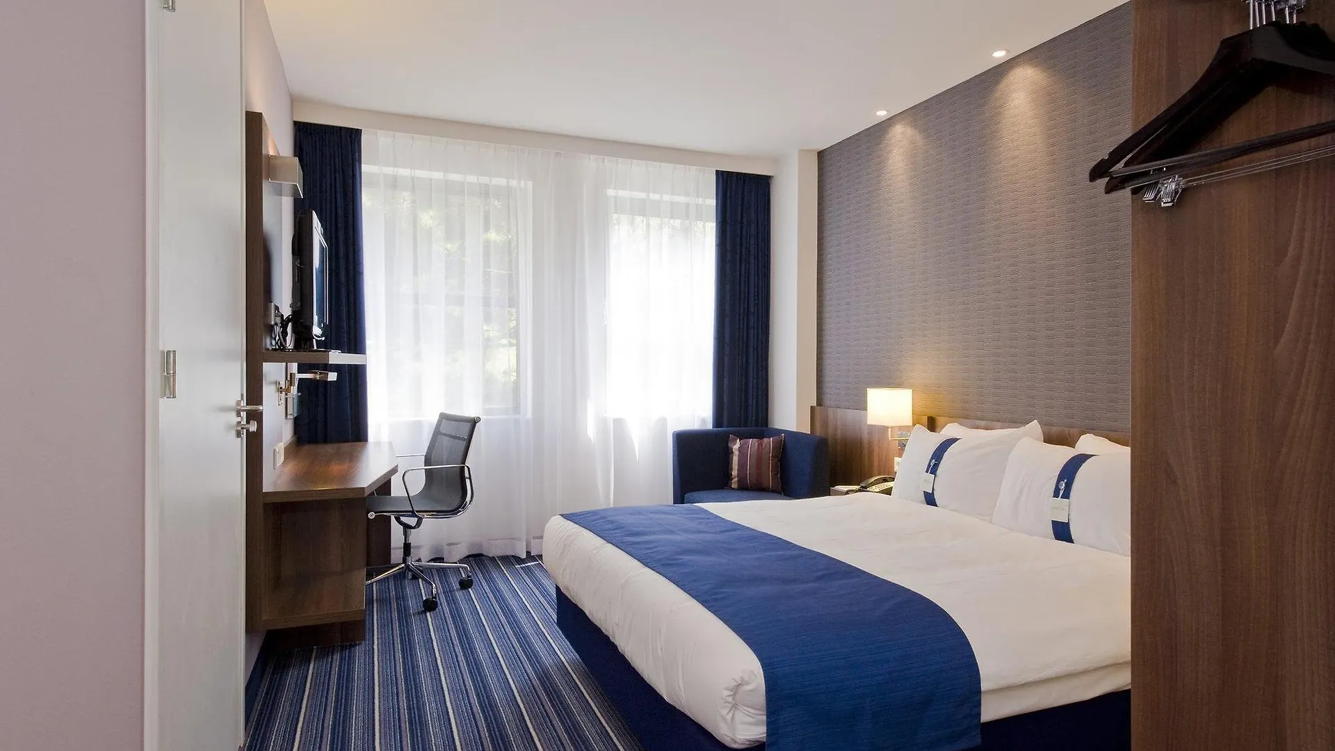 Holiday Inn Express Amsterdam - Sloterdijk Station By Ihg Hotel